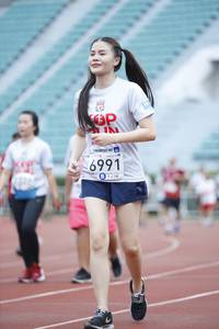 BIB: 6991
                            <button type="button" onclick="openModal(5996939)" class="btn btn-primary btn-sm float-right btn-popup" data-toggle="modal" data-target=".modal-high-quality">
                        <i class="fas fa-shopping-cart"></i> Add to Cart
                    </button>
                                            <button type="button" onclick="isThisMe(5996939, true)" class="btn btn-success btn-sm float-right btn-popup btn-isme hidden" data-toggle="tooltip" data-placement="bottom" title="นี่คือรูปของคุณใช่ไหม คลิกที่นี่เพื่อเอาเข้าอัลบั้ม">
                        <i class="fas fa-plus"></i> Add to album
                    </button>
                    <button type="button" onclick="isThisMe(5996939, false)" class="btn btn-warning btn-sm float-right btn-popup btn-isnotme hidden">
                        <i class="fas fa-ban"></i> Remove from album
                    </button>