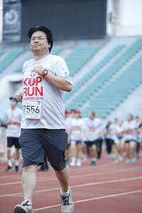 BIB: 2019, 7556
                            <button type="button" onclick="openModal(5995337)" class="btn btn-primary btn-sm float-right btn-popup" data-toggle="modal" data-target=".modal-high-quality">
                        <i class="fas fa-shopping-cart"></i> Add to Cart
                    </button>
                                            <button type="button" onclick="isThisMe(5995337, true)" class="btn btn-success btn-sm float-right btn-popup btn-isme hidden" data-toggle="tooltip" data-placement="bottom" title="นี่คือรูปของคุณใช่ไหม คลิกที่นี่เพื่อเอาเข้าอัลบั้ม">
                        <i class="fas fa-plus"></i> Add to album
                    </button>
                    <button type="button" onclick="isThisMe(5995337, false)" class="btn btn-warning btn-sm float-right btn-popup btn-isnotme hidden">
                        <i class="fas fa-ban"></i> Remove from album
                    </button>