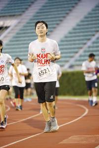 BIB: 6521
                            <button type="button" onclick="openModal(5977727)" class="btn btn-primary btn-sm float-right btn-popup" data-toggle="modal" data-target=".modal-high-quality">
                        <i class="fas fa-shopping-cart"></i> Add to Cart
                    </button>
                                            <button type="button" onclick="isThisMe(5977727, true)" class="btn btn-success btn-sm float-right btn-popup btn-isme hidden" data-toggle="tooltip" data-placement="bottom" title="นี่คือรูปของคุณใช่ไหม คลิกที่นี่เพื่อเอาเข้าอัลบั้ม">
                        <i class="fas fa-plus"></i> Add to album
                    </button>
                    <button type="button" onclick="isThisMe(5977727, false)" class="btn btn-warning btn-sm float-right btn-popup btn-isnotme hidden">
                        <i class="fas fa-ban"></i> Remove from album
                    </button>