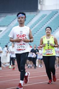 BIB: 3296, 2845
                            <button type="button" onclick="openModal(5995206)" class="btn btn-primary btn-sm float-right btn-popup" data-toggle="modal" data-target=".modal-high-quality">
                        <i class="fas fa-shopping-cart"></i> Add to Cart
                    </button>
                                            <button type="button" onclick="isThisMe(5995206, true)" class="btn btn-success btn-sm float-right btn-popup btn-isme hidden" data-toggle="tooltip" data-placement="bottom" title="นี่คือรูปของคุณใช่ไหม คลิกที่นี่เพื่อเอาเข้าอัลบั้ม">
                        <i class="fas fa-plus"></i> Add to album
                    </button>
                    <button type="button" onclick="isThisMe(5995206, false)" class="btn btn-warning btn-sm float-right btn-popup btn-isnotme hidden">
                        <i class="fas fa-ban"></i> Remove from album
                    </button>