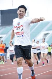 BIB: 2918, 201
                            <button type="button" onclick="openModal(5996122)" class="btn btn-primary btn-sm float-right btn-popup" data-toggle="modal" data-target=".modal-high-quality">
                        <i class="fas fa-shopping-cart"></i> Add to Cart
                    </button>
                                            <button type="button" onclick="isThisMe(5996122, true)" class="btn btn-success btn-sm float-right btn-popup btn-isme hidden" data-toggle="tooltip" data-placement="bottom" title="นี่คือรูปของคุณใช่ไหม คลิกที่นี่เพื่อเอาเข้าอัลบั้ม">
                        <i class="fas fa-plus"></i> Add to album
                    </button>
                    <button type="button" onclick="isThisMe(5996122, false)" class="btn btn-warning btn-sm float-right btn-popup btn-isnotme hidden">
                        <i class="fas fa-ban"></i> Remove from album
                    </button>