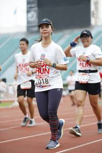 BIB: 901, 1753, 12018
                            <button type="button" onclick="openModal(5998677)" class="btn btn-primary btn-sm float-right btn-popup" data-toggle="modal" data-target=".modal-high-quality">
                        <i class="fas fa-shopping-cart"></i> Add to Cart
                    </button>
                                            <button type="button" onclick="isThisMe(5998677, true)" class="btn btn-success btn-sm float-right btn-popup btn-isme hidden" data-toggle="tooltip" data-placement="bottom" title="นี่คือรูปของคุณใช่ไหม คลิกที่นี่เพื่อเอาเข้าอัลบั้ม">
                        <i class="fas fa-plus"></i> Add to album
                    </button>
                    <button type="button" onclick="isThisMe(5998677, false)" class="btn btn-warning btn-sm float-right btn-popup btn-isnotme hidden">
                        <i class="fas fa-ban"></i> Remove from album
                    </button>