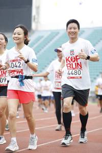 BIB: 4480, 042, 561
                            <button type="button" onclick="openModal(5999668)" class="btn btn-primary btn-sm float-right btn-popup" data-toggle="modal" data-target=".modal-high-quality">
                        <i class="fas fa-shopping-cart"></i> Add to Cart
                    </button>
                                            <button type="button" onclick="isThisMe(5999668, true)" class="btn btn-success btn-sm float-right btn-popup btn-isme hidden" data-toggle="tooltip" data-placement="bottom" title="นี่คือรูปของคุณใช่ไหม คลิกที่นี่เพื่อเอาเข้าอัลบั้ม">
                        <i class="fas fa-plus"></i> Add to album
                    </button>
                    <button type="button" onclick="isThisMe(5999668, false)" class="btn btn-warning btn-sm float-right btn-popup btn-isnotme hidden">
                        <i class="fas fa-ban"></i> Remove from album
                    </button>