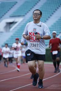 BIB: 2019, 7367, 
                            <button type="button" onclick="openModal(5990339)" class="btn btn-primary btn-sm float-right btn-popup" data-toggle="modal" data-target=".modal-high-quality">
                        <i class="fas fa-shopping-cart"></i> Add to Cart
                    </button>
                                            <button type="button" onclick="isThisMe(5990339, true)" class="btn btn-success btn-sm float-right btn-popup btn-isme hidden" data-toggle="tooltip" data-placement="bottom" title="นี่คือรูปของคุณใช่ไหม คลิกที่นี่เพื่อเอาเข้าอัลบั้ม">
                        <i class="fas fa-plus"></i> Add to album
                    </button>
                    <button type="button" onclick="isThisMe(5990339, false)" class="btn btn-warning btn-sm float-right btn-popup btn-isnotme hidden">
                        <i class="fas fa-ban"></i> Remove from album
                    </button>