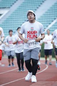 BIB: 8982, 4073
                            <button type="button" onclick="openModal(5995894)" class="btn btn-primary btn-sm float-right btn-popup" data-toggle="modal" data-target=".modal-high-quality">
                        <i class="fas fa-shopping-cart"></i> Add to Cart
                    </button>
                                            <button type="button" onclick="isThisMe(5995894, true)" class="btn btn-success btn-sm float-right btn-popup btn-isme hidden" data-toggle="tooltip" data-placement="bottom" title="นี่คือรูปของคุณใช่ไหม คลิกที่นี่เพื่อเอาเข้าอัลบั้ม">
                        <i class="fas fa-plus"></i> Add to album
                    </button>
                    <button type="button" onclick="isThisMe(5995894, false)" class="btn btn-warning btn-sm float-right btn-popup btn-isnotme hidden">
                        <i class="fas fa-ban"></i> Remove from album
                    </button>