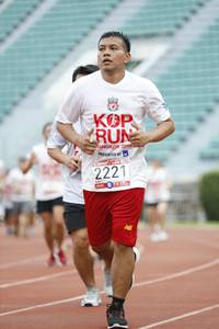 BIB: 2010, 2221
                            <button type="button" onclick="openModal(5998866)" class="btn btn-primary btn-sm float-right btn-popup" data-toggle="modal" data-target=".modal-high-quality">
                        <i class="fas fa-shopping-cart"></i> Add to Cart
                    </button>
                                            <button type="button" onclick="isThisMe(5998866, true)" class="btn btn-success btn-sm float-right btn-popup btn-isme hidden" data-toggle="tooltip" data-placement="bottom" title="นี่คือรูปของคุณใช่ไหม คลิกที่นี่เพื่อเอาเข้าอัลบั้ม">
                        <i class="fas fa-plus"></i> Add to album
                    </button>
                    <button type="button" onclick="isThisMe(5998866, false)" class="btn btn-warning btn-sm float-right btn-popup btn-isnotme hidden">
                        <i class="fas fa-ban"></i> Remove from album
                    </button>