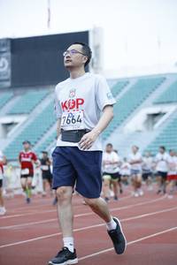 BIB: 7664
                            <button type="button" onclick="openModal(5994417)" class="btn btn-primary btn-sm float-right btn-popup" data-toggle="modal" data-target=".modal-high-quality">
                        <i class="fas fa-shopping-cart"></i> Add to Cart
                    </button>
                                            <button type="button" onclick="isThisMe(5994417, true)" class="btn btn-success btn-sm float-right btn-popup btn-isme hidden" data-toggle="tooltip" data-placement="bottom" title="นี่คือรูปของคุณใช่ไหม คลิกที่นี่เพื่อเอาเข้าอัลบั้ม">
                        <i class="fas fa-plus"></i> Add to album
                    </button>
                    <button type="button" onclick="isThisMe(5994417, false)" class="btn btn-warning btn-sm float-right btn-popup btn-isnotme hidden">
                        <i class="fas fa-ban"></i> Remove from album
                    </button>