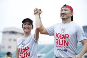 BIB: 2019
                            <button type="button" onclick="openModal(5993946)" class="btn btn-primary btn-sm float-right btn-popup" data-toggle="modal" data-target=".modal-high-quality">
                        <i class="fas fa-shopping-cart"></i> Add to Cart
                    </button>
                                            <button type="button" onclick="isThisMe(5993946, true)" class="btn btn-success btn-sm float-right btn-popup btn-isme hidden" data-toggle="tooltip" data-placement="bottom" title="นี่คือรูปของคุณใช่ไหม คลิกที่นี่เพื่อเอาเข้าอัลบั้ม">
                        <i class="fas fa-plus"></i> Add to album
                    </button>
                    <button type="button" onclick="isThisMe(5993946, false)" class="btn btn-warning btn-sm float-right btn-popup btn-isnotme hidden">
                        <i class="fas fa-ban"></i> Remove from album
                    </button>