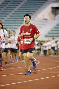 BIB: 130
                            <button type="button" onclick="openModal(5970462)" class="btn btn-primary btn-sm float-right btn-popup" data-toggle="modal" data-target=".modal-high-quality">
                        <i class="fas fa-shopping-cart"></i> Add to Cart
                    </button>
                                            <button type="button" onclick="isThisMe(5970462, true)" class="btn btn-success btn-sm float-right btn-popup btn-isme hidden" data-toggle="tooltip" data-placement="bottom" title="นี่คือรูปของคุณใช่ไหม คลิกที่นี่เพื่อเอาเข้าอัลบั้ม">
                        <i class="fas fa-plus"></i> Add to album
                    </button>
                    <button type="button" onclick="isThisMe(5970462, false)" class="btn btn-warning btn-sm float-right btn-popup btn-isnotme hidden">
                        <i class="fas fa-ban"></i> Remove from album
                    </button>