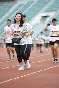 BIB: 8305, 754
                            <button type="button" onclick="openModal(5998673)" class="btn btn-primary btn-sm float-right btn-popup" data-toggle="modal" data-target=".modal-high-quality">
                        <i class="fas fa-shopping-cart"></i> Add to Cart
                    </button>
                                            <button type="button" onclick="isThisMe(5998673, true)" class="btn btn-success btn-sm float-right btn-popup btn-isme hidden" data-toggle="tooltip" data-placement="bottom" title="นี่คือรูปของคุณใช่ไหม คลิกที่นี่เพื่อเอาเข้าอัลบั้ม">
                        <i class="fas fa-plus"></i> Add to album
                    </button>
                    <button type="button" onclick="isThisMe(5998673, false)" class="btn btn-warning btn-sm float-right btn-popup btn-isnotme hidden">
                        <i class="fas fa-ban"></i> Remove from album
                    </button>