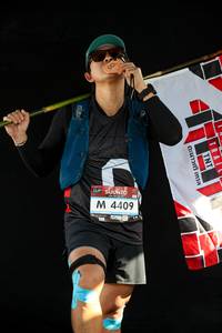 BIB: 4409
                            <button type="button" onclick="openModal(6910061)" class="btn btn-primary btn-sm float-right btn-popup" data-toggle="modal" data-target=".modal-high-quality">
                        <i class="fas fa-shopping-cart"></i> Add to Cart
                    </button>
                                            <button type="button" onclick="isThisMe(6910061, true)" class="btn btn-success btn-sm float-right btn-popup btn-isme hidden" data-toggle="tooltip" data-placement="bottom" title="นี่คือรูปของคุณใช่ไหม คลิกที่นี่เพื่อเอาเข้าอัลบั้ม">
                        <i class="fas fa-plus"></i> Add to album
                    </button>
                    <button type="button" onclick="isThisMe(6910061, false)" class="btn btn-warning btn-sm float-right btn-popup btn-isnotme hidden">
                        <i class="fas fa-ban"></i> Remove from album
                    </button>