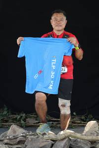 BIB: 000, 
                            <button type="button" onclick="openModal(6909707)" class="btn btn-primary btn-sm float-right btn-popup" data-toggle="modal" data-target=".modal-high-quality">
                        <i class="fas fa-shopping-cart"></i> Add to Cart
                    </button>
                                            <button type="button" onclick="isThisMe(6909707, true)" class="btn btn-success btn-sm float-right btn-popup btn-isme hidden" data-toggle="tooltip" data-placement="bottom" title="นี่คือรูปของคุณใช่ไหม คลิกที่นี่เพื่อเอาเข้าอัลบั้ม">
                        <i class="fas fa-plus"></i> Add to album
                    </button>
                    <button type="button" onclick="isThisMe(6909707, false)" class="btn btn-warning btn-sm float-right btn-popup btn-isnotme hidden">
                        <i class="fas fa-ban"></i> Remove from album
                    </button>