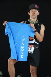 BIB: 197
                            <button type="button" onclick="openModal(6909187)" class="btn btn-primary btn-sm float-right btn-popup" data-toggle="modal" data-target=".modal-high-quality">
                        <i class="fas fa-shopping-cart"></i> Add to Cart
                    </button>
                                            <button type="button" onclick="isThisMe(6909187, true)" class="btn btn-success btn-sm float-right btn-popup btn-isme hidden" data-toggle="tooltip" data-placement="bottom" title="นี่คือรูปของคุณใช่ไหม คลิกที่นี่เพื่อเอาเข้าอัลบั้ม">
                        <i class="fas fa-plus"></i> Add to album
                    </button>
                    <button type="button" onclick="isThisMe(6909187, false)" class="btn btn-warning btn-sm float-right btn-popup btn-isnotme hidden">
                        <i class="fas fa-ban"></i> Remove from album
                    </button>