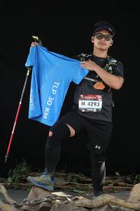 BIB: 4293, 
                            <button type="button" onclick="openModal(6909887)" class="btn btn-primary btn-sm float-right btn-popup" data-toggle="modal" data-target=".modal-high-quality">
                        <i class="fas fa-shopping-cart"></i> Add to Cart
                    </button>
                                            <button type="button" onclick="isThisMe(6909887, true)" class="btn btn-success btn-sm float-right btn-popup btn-isme hidden" data-toggle="tooltip" data-placement="bottom" title="นี่คือรูปของคุณใช่ไหม คลิกที่นี่เพื่อเอาเข้าอัลบั้ม">
                        <i class="fas fa-plus"></i> Add to album
                    </button>
                    <button type="button" onclick="isThisMe(6909887, false)" class="btn btn-warning btn-sm float-right btn-popup btn-isnotme hidden">
                        <i class="fas fa-ban"></i> Remove from album
                    </button>