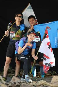 BIB: 4392
                            <button type="button" onclick="openModal(6909863)" class="btn btn-primary btn-sm float-right btn-popup" data-toggle="modal" data-target=".modal-high-quality">
                        <i class="fas fa-shopping-cart"></i> Add to Cart
                    </button>
                                            <button type="button" onclick="isThisMe(6909863, true)" class="btn btn-success btn-sm float-right btn-popup btn-isme hidden" data-toggle="tooltip" data-placement="bottom" title="นี่คือรูปของคุณใช่ไหม คลิกที่นี่เพื่อเอาเข้าอัลบั้ม">
                        <i class="fas fa-plus"></i> Add to album
                    </button>
                    <button type="button" onclick="isThisMe(6909863, false)" class="btn btn-warning btn-sm float-right btn-popup btn-isnotme hidden">
                        <i class="fas fa-ban"></i> Remove from album
                    </button>