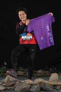 BIB: 2757
                            <button type="button" onclick="openModal(6909276)" class="btn btn-primary btn-sm float-right btn-popup" data-toggle="modal" data-target=".modal-high-quality">
                        <i class="fas fa-shopping-cart"></i> Add to Cart
                    </button>
                                            <button type="button" onclick="isThisMe(6909276, true)" class="btn btn-success btn-sm float-right btn-popup btn-isme hidden" data-toggle="tooltip" data-placement="bottom" title="นี่คือรูปของคุณใช่ไหม คลิกที่นี่เพื่อเอาเข้าอัลบั้ม">
                        <i class="fas fa-plus"></i> Add to album
                    </button>
                    <button type="button" onclick="isThisMe(6909276, false)" class="btn btn-warning btn-sm float-right btn-popup btn-isnotme hidden">
                        <i class="fas fa-ban"></i> Remove from album
                    </button>