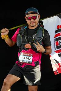 BIB: 4147
                            <button type="button" onclick="openModal(6910114)" class="btn btn-primary btn-sm float-right btn-popup" data-toggle="modal" data-target=".modal-high-quality">
                        <i class="fas fa-shopping-cart"></i> Add to Cart
                    </button>
                                            <button type="button" onclick="isThisMe(6910114, true)" class="btn btn-success btn-sm float-right btn-popup btn-isme hidden" data-toggle="tooltip" data-placement="bottom" title="นี่คือรูปของคุณใช่ไหม คลิกที่นี่เพื่อเอาเข้าอัลบั้ม">
                        <i class="fas fa-plus"></i> Add to album
                    </button>
                    <button type="button" onclick="isThisMe(6910114, false)" class="btn btn-warning btn-sm float-right btn-popup btn-isnotme hidden">
                        <i class="fas fa-ban"></i> Remove from album
                    </button>