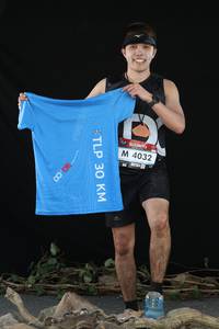 BIB: 4032
                            <button type="button" onclick="openModal(6909125)" class="btn btn-primary btn-sm float-right btn-popup" data-toggle="modal" data-target=".modal-high-quality">
                        <i class="fas fa-shopping-cart"></i> Add to Cart
                    </button>
                                            <button type="button" onclick="isThisMe(6909125, true)" class="btn btn-success btn-sm float-right btn-popup btn-isme hidden" data-toggle="tooltip" data-placement="bottom" title="นี่คือรูปของคุณใช่ไหม คลิกที่นี่เพื่อเอาเข้าอัลบั้ม">
                        <i class="fas fa-plus"></i> Add to album
                    </button>
                    <button type="button" onclick="isThisMe(6909125, false)" class="btn btn-warning btn-sm float-right btn-popup btn-isnotme hidden">
                        <i class="fas fa-ban"></i> Remove from album
                    </button>