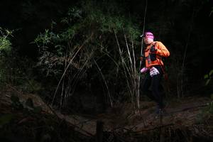 BIB: 184
                            <button type="button" onclick="openModal(6915101)" class="btn btn-primary btn-sm float-right btn-popup" data-toggle="modal" data-target=".modal-high-quality">
                        <i class="fas fa-shopping-cart"></i> Add to Cart
                    </button>
                                            <button type="button" onclick="isThisMe(6915101, true)" class="btn btn-success btn-sm float-right btn-popup btn-isme hidden" data-toggle="tooltip" data-placement="bottom" title="นี่คือรูปของคุณใช่ไหม คลิกที่นี่เพื่อเอาเข้าอัลบั้ม">
                        <i class="fas fa-plus"></i> Add to album
                    </button>
                    <button type="button" onclick="isThisMe(6915101, false)" class="btn btn-warning btn-sm float-right btn-popup btn-isnotme hidden">
                        <i class="fas fa-ban"></i> Remove from album
                    </button>