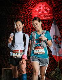 BIB: 1708, 1732
                            <button type="button" onclick="openModal(7113529)" class="btn btn-primary btn-sm float-right btn-popup" data-toggle="modal" data-target=".modal-high-quality">
                        <i class="fas fa-shopping-cart"></i> Add to Cart
                    </button>
                                            <button type="button" onclick="isThisMe(7113529, true)" class="btn btn-success btn-sm float-right btn-popup btn-isme hidden" data-toggle="tooltip" data-placement="bottom" title="นี่คือรูปของคุณใช่ไหม คลิกที่นี่เพื่อเอาเข้าอัลบั้ม">
                        <i class="fas fa-plus"></i> Add to album
                    </button>
                    <button type="button" onclick="isThisMe(7113529, false)" class="btn btn-warning btn-sm float-right btn-popup btn-isnotme hidden">
                        <i class="fas fa-ban"></i> Remove from album
                    </button>