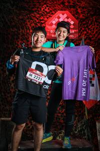 BIB: 2221
                            <button type="button" onclick="openModal(7113144)" class="btn btn-primary btn-sm float-right btn-popup" data-toggle="modal" data-target=".modal-high-quality">
                        <i class="fas fa-shopping-cart"></i> Add to Cart
                    </button>
                                            <button type="button" onclick="isThisMe(7113144, true)" class="btn btn-success btn-sm float-right btn-popup btn-isme hidden" data-toggle="tooltip" data-placement="bottom" title="นี่คือรูปของคุณใช่ไหม คลิกที่นี่เพื่อเอาเข้าอัลบั้ม">
                        <i class="fas fa-plus"></i> Add to album
                    </button>
                    <button type="button" onclick="isThisMe(7113144, false)" class="btn btn-warning btn-sm float-right btn-popup btn-isnotme hidden">
                        <i class="fas fa-ban"></i> Remove from album
                    </button>