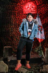 BIB: 413
                            <button type="button" onclick="openModal(7113368)" class="btn btn-primary btn-sm float-right btn-popup" data-toggle="modal" data-target=".modal-high-quality">
                        <i class="fas fa-shopping-cart"></i> Add to Cart
                    </button>
                                            <button type="button" onclick="isThisMe(7113368, true)" class="btn btn-success btn-sm float-right btn-popup btn-isme hidden" data-toggle="tooltip" data-placement="bottom" title="นี่คือรูปของคุณใช่ไหม คลิกที่นี่เพื่อเอาเข้าอัลบั้ม">
                        <i class="fas fa-plus"></i> Add to album
                    </button>
                    <button type="button" onclick="isThisMe(7113368, false)" class="btn btn-warning btn-sm float-right btn-popup btn-isnotme hidden">
                        <i class="fas fa-ban"></i> Remove from album
                    </button>