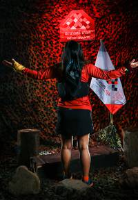 BIB: 196
                            <button type="button" onclick="openModal(7111732)" class="btn btn-primary btn-sm float-right btn-popup" data-toggle="modal" data-target=".modal-high-quality">
                        <i class="fas fa-shopping-cart"></i> Add to Cart
                    </button>
                                            <button type="button" onclick="isThisMe(7111732, true)" class="btn btn-success btn-sm float-right btn-popup btn-isme hidden" data-toggle="tooltip" data-placement="bottom" title="นี่คือรูปของคุณใช่ไหม คลิกที่นี่เพื่อเอาเข้าอัลบั้ม">
                        <i class="fas fa-plus"></i> Add to album
                    </button>
                    <button type="button" onclick="isThisMe(7111732, false)" class="btn btn-warning btn-sm float-right btn-popup btn-isnotme hidden">
                        <i class="fas fa-ban"></i> Remove from album
                    </button>