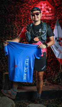 BIB: 
                            <button type="button" onclick="openModal(7113171)" class="btn btn-primary btn-sm float-right btn-popup" data-toggle="modal" data-target=".modal-high-quality">
                        <i class="fas fa-shopping-cart"></i> Add to Cart
                    </button>
                                            <button type="button" onclick="isThisMe(7113171, true)" class="btn btn-success btn-sm float-right btn-popup btn-isme hidden" data-toggle="tooltip" data-placement="bottom" title="นี่คือรูปของคุณใช่ไหม คลิกที่นี่เพื่อเอาเข้าอัลบั้ม">
                        <i class="fas fa-plus"></i> Add to album
                    </button>
                    <button type="button" onclick="isThisMe(7113171, false)" class="btn btn-warning btn-sm float-right btn-popup btn-isnotme hidden">
                        <i class="fas fa-ban"></i> Remove from album
                    </button>