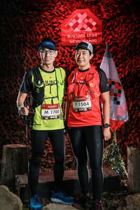 BIB: 1504, 1700
                            <button type="button" onclick="openModal(7113519)" class="btn btn-primary btn-sm float-right btn-popup" data-toggle="modal" data-target=".modal-high-quality">
                        <i class="fas fa-shopping-cart"></i> Add to Cart
                    </button>
                                            <button type="button" onclick="isThisMe(7113519, true)" class="btn btn-success btn-sm float-right btn-popup btn-isme hidden" data-toggle="tooltip" data-placement="bottom" title="นี่คือรูปของคุณใช่ไหม คลิกที่นี่เพื่อเอาเข้าอัลบั้ม">
                        <i class="fas fa-plus"></i> Add to album
                    </button>
                    <button type="button" onclick="isThisMe(7113519, false)" class="btn btn-warning btn-sm float-right btn-popup btn-isnotme hidden">
                        <i class="fas fa-ban"></i> Remove from album
                    </button>