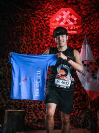 BIB: 4032
                            <button type="button" onclick="openModal(7118757)" class="btn btn-primary btn-sm float-right btn-popup" data-toggle="modal" data-target=".modal-high-quality">
                        <i class="fas fa-shopping-cart"></i> Add to Cart
                    </button>
                                            <button type="button" onclick="isThisMe(7118757, true)" class="btn btn-success btn-sm float-right btn-popup btn-isme hidden" data-toggle="tooltip" data-placement="bottom" title="นี่คือรูปของคุณใช่ไหม คลิกที่นี่เพื่อเอาเข้าอัลบั้ม">
                        <i class="fas fa-plus"></i> Add to album
                    </button>
                    <button type="button" onclick="isThisMe(7118757, false)" class="btn btn-warning btn-sm float-right btn-popup btn-isnotme hidden">
                        <i class="fas fa-ban"></i> Remove from album
                    </button>