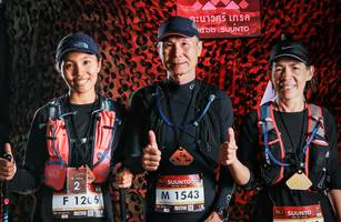 BIB: 1543, 1205
                            <button type="button" onclick="openModal(7113611)" class="btn btn-primary btn-sm float-right btn-popup" data-toggle="modal" data-target=".modal-high-quality">
                        <i class="fas fa-shopping-cart"></i> Add to Cart
                    </button>
                                            <button type="button" onclick="isThisMe(7113611, true)" class="btn btn-success btn-sm float-right btn-popup btn-isme hidden" data-toggle="tooltip" data-placement="bottom" title="นี่คือรูปของคุณใช่ไหม คลิกที่นี่เพื่อเอาเข้าอัลบั้ม">
                        <i class="fas fa-plus"></i> Add to album
                    </button>
                    <button type="button" onclick="isThisMe(7113611, false)" class="btn btn-warning btn-sm float-right btn-popup btn-isnotme hidden">
                        <i class="fas fa-ban"></i> Remove from album
                    </button>