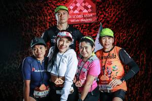 BIB: 1346, 1327
                            <button type="button" onclick="openModal(7113928)" class="btn btn-primary btn-sm float-right btn-popup" data-toggle="modal" data-target=".modal-high-quality">
                        <i class="fas fa-shopping-cart"></i> Add to Cart
                    </button>
                                            <button type="button" onclick="isThisMe(7113928, true)" class="btn btn-success btn-sm float-right btn-popup btn-isme hidden" data-toggle="tooltip" data-placement="bottom" title="นี่คือรูปของคุณใช่ไหม คลิกที่นี่เพื่อเอาเข้าอัลบั้ม">
                        <i class="fas fa-plus"></i> Add to album
                    </button>
                    <button type="button" onclick="isThisMe(7113928, false)" class="btn btn-warning btn-sm float-right btn-popup btn-isnotme hidden">
                        <i class="fas fa-ban"></i> Remove from album
                    </button>