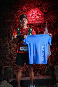 BIB: 4915, 
                            <button type="button" onclick="openModal(7115116)" class="btn btn-primary btn-sm float-right btn-popup" data-toggle="modal" data-target=".modal-high-quality">
                        <i class="fas fa-shopping-cart"></i> Add to Cart
                    </button>
                                            <button type="button" onclick="isThisMe(7115116, true)" class="btn btn-success btn-sm float-right btn-popup btn-isme hidden" data-toggle="tooltip" data-placement="bottom" title="นี่คือรูปของคุณใช่ไหม คลิกที่นี่เพื่อเอาเข้าอัลบั้ม">
                        <i class="fas fa-plus"></i> Add to album
                    </button>
                    <button type="button" onclick="isThisMe(7115116, false)" class="btn btn-warning btn-sm float-right btn-popup btn-isnotme hidden">
                        <i class="fas fa-ban"></i> Remove from album
                    </button>