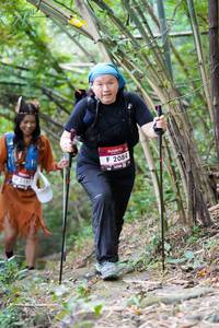 BIB: 2084, 2197
                            <button type="button" onclick="openModal(6990574)" class="btn btn-primary btn-sm float-right btn-popup" data-toggle="modal" data-target=".modal-high-quality">
                        <i class="fas fa-shopping-cart"></i> Add to Cart
                    </button>
                                            <button type="button" onclick="isThisMe(6990574, true)" class="btn btn-success btn-sm float-right btn-popup btn-isme hidden" data-toggle="tooltip" data-placement="bottom" title="นี่คือรูปของคุณใช่ไหม คลิกที่นี่เพื่อเอาเข้าอัลบั้ม">
                        <i class="fas fa-plus"></i> Add to album
                    </button>
                    <button type="button" onclick="isThisMe(6990574, false)" class="btn btn-warning btn-sm float-right btn-popup btn-isnotme hidden">
                        <i class="fas fa-ban"></i> Remove from album
                    </button>