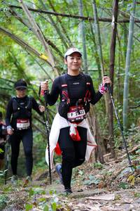 BIB: 233
                            <button type="button" onclick="openModal(7008185)" class="btn btn-primary btn-sm float-right btn-popup" data-toggle="modal" data-target=".modal-high-quality">
                        <i class="fas fa-shopping-cart"></i> Add to Cart
                    </button>
                                            <button type="button" onclick="isThisMe(7008185, true)" class="btn btn-success btn-sm float-right btn-popup btn-isme hidden" data-toggle="tooltip" data-placement="bottom" title="นี่คือรูปของคุณใช่ไหม คลิกที่นี่เพื่อเอาเข้าอัลบั้ม">
                        <i class="fas fa-plus"></i> Add to album
                    </button>
                    <button type="button" onclick="isThisMe(7008185, false)" class="btn btn-warning btn-sm float-right btn-popup btn-isnotme hidden">
                        <i class="fas fa-ban"></i> Remove from album
                    </button>