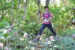 BIB: 4200
                            <button type="button" onclick="openModal(6881950)" class="btn btn-primary btn-sm float-right btn-popup" data-toggle="modal" data-target=".modal-high-quality">
                        <i class="fas fa-shopping-cart"></i> Add to Cart
                    </button>
                                            <button type="button" onclick="isThisMe(6881950, true)" class="btn btn-success btn-sm float-right btn-popup btn-isme hidden" data-toggle="tooltip" data-placement="bottom" title="นี่คือรูปของคุณใช่ไหม คลิกที่นี่เพื่อเอาเข้าอัลบั้ม">
                        <i class="fas fa-plus"></i> Add to album
                    </button>
                    <button type="button" onclick="isThisMe(6881950, false)" class="btn btn-warning btn-sm float-right btn-popup btn-isnotme hidden">
                        <i class="fas fa-ban"></i> Remove from album
                    </button>