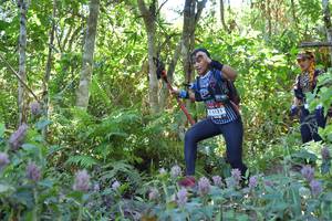 BIB: 5121
                            <button type="button" onclick="openModal(6867082)" class="btn btn-primary btn-sm float-right btn-popup" data-toggle="modal" data-target=".modal-high-quality">
                        <i class="fas fa-shopping-cart"></i> Add to Cart
                    </button>
                                            <button type="button" onclick="isThisMe(6867082, true)" class="btn btn-success btn-sm float-right btn-popup btn-isme hidden" data-toggle="tooltip" data-placement="bottom" title="นี่คือรูปของคุณใช่ไหม คลิกที่นี่เพื่อเอาเข้าอัลบั้ม">
                        <i class="fas fa-plus"></i> Add to album
                    </button>
                    <button type="button" onclick="isThisMe(6867082, false)" class="btn btn-warning btn-sm float-right btn-popup btn-isnotme hidden">
                        <i class="fas fa-ban"></i> Remove from album
                    </button>