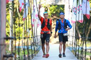 BIB: 274
                            <button type="button" onclick="openModal(6878809)" class="btn btn-primary btn-sm float-right btn-popup" data-toggle="modal" data-target=".modal-high-quality">
                        <i class="fas fa-shopping-cart"></i> Add to Cart
                    </button>
                                            <button type="button" onclick="isThisMe(6878809, true)" class="btn btn-success btn-sm float-right btn-popup btn-isme hidden" data-toggle="tooltip" data-placement="bottom" title="นี่คือรูปของคุณใช่ไหม คลิกที่นี่เพื่อเอาเข้าอัลบั้ม">
                        <i class="fas fa-plus"></i> Add to album
                    </button>
                    <button type="button" onclick="isThisMe(6878809, false)" class="btn btn-warning btn-sm float-right btn-popup btn-isnotme hidden">
                        <i class="fas fa-ban"></i> Remove from album
                    </button>