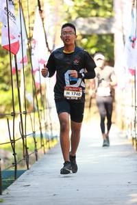 BIB: 1740
                            <button type="button" onclick="openModal(6879655)" class="btn btn-primary btn-sm float-right btn-popup" data-toggle="modal" data-target=".modal-high-quality">
                        <i class="fas fa-shopping-cart"></i> Add to Cart
                    </button>
                                            <button type="button" onclick="isThisMe(6879655, true)" class="btn btn-success btn-sm float-right btn-popup btn-isme hidden" data-toggle="tooltip" data-placement="bottom" title="นี่คือรูปของคุณใช่ไหม คลิกที่นี่เพื่อเอาเข้าอัลบั้ม">
                        <i class="fas fa-plus"></i> Add to album
                    </button>
                    <button type="button" onclick="isThisMe(6879655, false)" class="btn btn-warning btn-sm float-right btn-popup btn-isnotme hidden">
                        <i class="fas fa-ban"></i> Remove from album
                    </button>