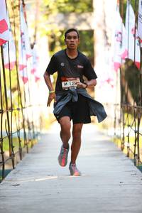 BIB: 100
                            <button type="button" onclick="openModal(6879139)" class="btn btn-primary btn-sm float-right btn-popup" data-toggle="modal" data-target=".modal-high-quality">
                        <i class="fas fa-shopping-cart"></i> Add to Cart
                    </button>
                                            <button type="button" onclick="isThisMe(6879139, true)" class="btn btn-success btn-sm float-right btn-popup btn-isme hidden" data-toggle="tooltip" data-placement="bottom" title="นี่คือรูปของคุณใช่ไหม คลิกที่นี่เพื่อเอาเข้าอัลบั้ม">
                        <i class="fas fa-plus"></i> Add to album
                    </button>
                    <button type="button" onclick="isThisMe(6879139, false)" class="btn btn-warning btn-sm float-right btn-popup btn-isnotme hidden">
                        <i class="fas fa-ban"></i> Remove from album
                    </button>