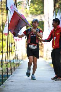 BIB: 288
                            <button type="button" onclick="openModal(6878945)" class="btn btn-primary btn-sm float-right btn-popup" data-toggle="modal" data-target=".modal-high-quality">
                        <i class="fas fa-shopping-cart"></i> Add to Cart
                    </button>
                                            <button type="button" onclick="isThisMe(6878945, true)" class="btn btn-success btn-sm float-right btn-popup btn-isme hidden" data-toggle="tooltip" data-placement="bottom" title="นี่คือรูปของคุณใช่ไหม คลิกที่นี่เพื่อเอาเข้าอัลบั้ม">
                        <i class="fas fa-plus"></i> Add to album
                    </button>
                    <button type="button" onclick="isThisMe(6878945, false)" class="btn btn-warning btn-sm float-right btn-popup btn-isnotme hidden">
                        <i class="fas fa-ban"></i> Remove from album
                    </button>