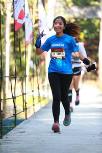 BIB: 1013
                            <button type="button" onclick="openModal(6885038)" class="btn btn-primary btn-sm float-right btn-popup" data-toggle="modal" data-target=".modal-high-quality">
                        <i class="fas fa-shopping-cart"></i> Add to Cart
                    </button>
                                            <button type="button" onclick="isThisMe(6885038, true)" class="btn btn-success btn-sm float-right btn-popup btn-isme hidden" data-toggle="tooltip" data-placement="bottom" title="นี่คือรูปของคุณใช่ไหม คลิกที่นี่เพื่อเอาเข้าอัลบั้ม">
                        <i class="fas fa-plus"></i> Add to album
                    </button>
                    <button type="button" onclick="isThisMe(6885038, false)" class="btn btn-warning btn-sm float-right btn-popup btn-isnotme hidden">
                        <i class="fas fa-ban"></i> Remove from album
                    </button>