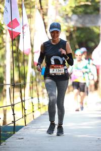 BIB: 1360
                            <button type="button" onclick="openModal(6891961)" class="btn btn-primary btn-sm float-right btn-popup" data-toggle="modal" data-target=".modal-high-quality">
                        <i class="fas fa-shopping-cart"></i> Add to Cart
                    </button>
                                            <button type="button" onclick="isThisMe(6891961, true)" class="btn btn-success btn-sm float-right btn-popup btn-isme hidden" data-toggle="tooltip" data-placement="bottom" title="นี่คือรูปของคุณใช่ไหม คลิกที่นี่เพื่อเอาเข้าอัลบั้ม">
                        <i class="fas fa-plus"></i> Add to album
                    </button>
                    <button type="button" onclick="isThisMe(6891961, false)" class="btn btn-warning btn-sm float-right btn-popup btn-isnotme hidden">
                        <i class="fas fa-ban"></i> Remove from album
                    </button>