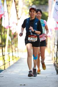 BIB: 1292
                            <button type="button" onclick="openModal(6891880)" class="btn btn-primary btn-sm float-right btn-popup" data-toggle="modal" data-target=".modal-high-quality">
                        <i class="fas fa-shopping-cart"></i> Add to Cart
                    </button>
                                            <button type="button" onclick="isThisMe(6891880, true)" class="btn btn-success btn-sm float-right btn-popup btn-isme hidden" data-toggle="tooltip" data-placement="bottom" title="นี่คือรูปของคุณใช่ไหม คลิกที่นี่เพื่อเอาเข้าอัลบั้ม">
                        <i class="fas fa-plus"></i> Add to album
                    </button>
                    <button type="button" onclick="isThisMe(6891880, false)" class="btn btn-warning btn-sm float-right btn-popup btn-isnotme hidden">
                        <i class="fas fa-ban"></i> Remove from album
                    </button>