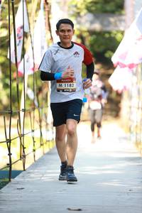 BIB: 1182
                            <button type="button" onclick="openModal(6891533)" class="btn btn-primary btn-sm float-right btn-popup" data-toggle="modal" data-target=".modal-high-quality">
                        <i class="fas fa-shopping-cart"></i> Add to Cart
                    </button>
                                            <button type="button" onclick="isThisMe(6891533, true)" class="btn btn-success btn-sm float-right btn-popup btn-isme hidden" data-toggle="tooltip" data-placement="bottom" title="นี่คือรูปของคุณใช่ไหม คลิกที่นี่เพื่อเอาเข้าอัลบั้ม">
                        <i class="fas fa-plus"></i> Add to album
                    </button>
                    <button type="button" onclick="isThisMe(6891533, false)" class="btn btn-warning btn-sm float-right btn-popup btn-isnotme hidden">
                        <i class="fas fa-ban"></i> Remove from album
                    </button>