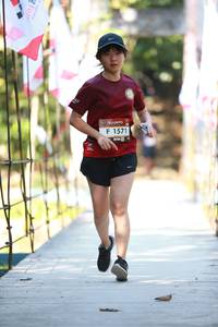 BIB: 1571
                            <button type="button" onclick="openModal(6906644)" class="btn btn-primary btn-sm float-right btn-popup" data-toggle="modal" data-target=".modal-high-quality">
                        <i class="fas fa-shopping-cart"></i> Add to Cart
                    </button>
                                            <button type="button" onclick="isThisMe(6906644, true)" class="btn btn-success btn-sm float-right btn-popup btn-isme hidden" data-toggle="tooltip" data-placement="bottom" title="นี่คือรูปของคุณใช่ไหม คลิกที่นี่เพื่อเอาเข้าอัลบั้ม">
                        <i class="fas fa-plus"></i> Add to album
                    </button>
                    <button type="button" onclick="isThisMe(6906644, false)" class="btn btn-warning btn-sm float-right btn-popup btn-isnotme hidden">
                        <i class="fas fa-ban"></i> Remove from album
                    </button>