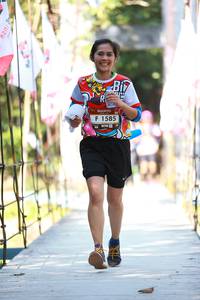 BIB: 1585
                            <button type="button" onclick="openModal(6906884)" class="btn btn-primary btn-sm float-right btn-popup" data-toggle="modal" data-target=".modal-high-quality">
                        <i class="fas fa-shopping-cart"></i> Add to Cart
                    </button>
                                            <button type="button" onclick="isThisMe(6906884, true)" class="btn btn-success btn-sm float-right btn-popup btn-isme hidden" data-toggle="tooltip" data-placement="bottom" title="นี่คือรูปของคุณใช่ไหม คลิกที่นี่เพื่อเอาเข้าอัลบั้ม">
                        <i class="fas fa-plus"></i> Add to album
                    </button>
                    <button type="button" onclick="isThisMe(6906884, false)" class="btn btn-warning btn-sm float-right btn-popup btn-isnotme hidden">
                        <i class="fas fa-ban"></i> Remove from album
                    </button>