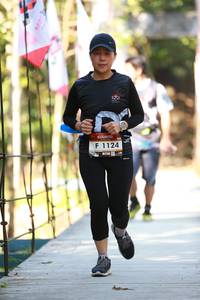 BIB: 1124
                            <button type="button" onclick="openModal(6904105)" class="btn btn-primary btn-sm float-right btn-popup" data-toggle="modal" data-target=".modal-high-quality">
                        <i class="fas fa-shopping-cart"></i> Add to Cart
                    </button>
                                            <button type="button" onclick="isThisMe(6904105, true)" class="btn btn-success btn-sm float-right btn-popup btn-isme hidden" data-toggle="tooltip" data-placement="bottom" title="นี่คือรูปของคุณใช่ไหม คลิกที่นี่เพื่อเอาเข้าอัลบั้ม">
                        <i class="fas fa-plus"></i> Add to album
                    </button>
                    <button type="button" onclick="isThisMe(6904105, false)" class="btn btn-warning btn-sm float-right btn-popup btn-isnotme hidden">
                        <i class="fas fa-ban"></i> Remove from album
                    </button>