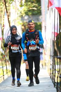 BIB: 1767, 1764
                            <button type="button" onclick="openModal(6905552)" class="btn btn-primary btn-sm float-right btn-popup" data-toggle="modal" data-target=".modal-high-quality">
                        <i class="fas fa-shopping-cart"></i> Add to Cart
                    </button>
                                            <button type="button" onclick="isThisMe(6905552, true)" class="btn btn-success btn-sm float-right btn-popup btn-isme hidden" data-toggle="tooltip" data-placement="bottom" title="นี่คือรูปของคุณใช่ไหม คลิกที่นี่เพื่อเอาเข้าอัลบั้ม">
                        <i class="fas fa-plus"></i> Add to album
                    </button>
                    <button type="button" onclick="isThisMe(6905552, false)" class="btn btn-warning btn-sm float-right btn-popup btn-isnotme hidden">
                        <i class="fas fa-ban"></i> Remove from album
                    </button>