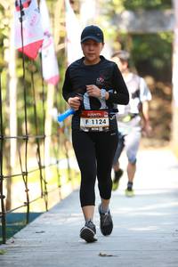 BIB: 1124
                            <button type="button" onclick="openModal(6904102)" class="btn btn-primary btn-sm float-right btn-popup" data-toggle="modal" data-target=".modal-high-quality">
                        <i class="fas fa-shopping-cart"></i> Add to Cart
                    </button>
                                            <button type="button" onclick="isThisMe(6904102, true)" class="btn btn-success btn-sm float-right btn-popup btn-isme hidden" data-toggle="tooltip" data-placement="bottom" title="นี่คือรูปของคุณใช่ไหม คลิกที่นี่เพื่อเอาเข้าอัลบั้ม">
                        <i class="fas fa-plus"></i> Add to album
                    </button>
                    <button type="button" onclick="isThisMe(6904102, false)" class="btn btn-warning btn-sm float-right btn-popup btn-isnotme hidden">
                        <i class="fas fa-ban"></i> Remove from album
                    </button>